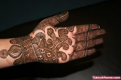 African Henna Tattoo On Left Hand