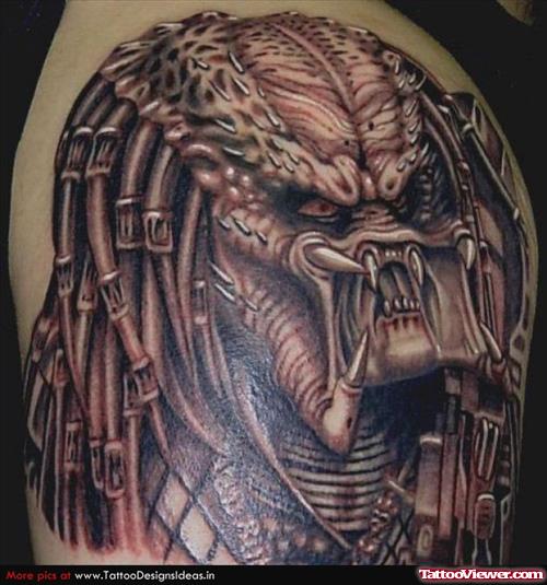 Grey Ink Alien Predator Tattoo On Right Shoulder