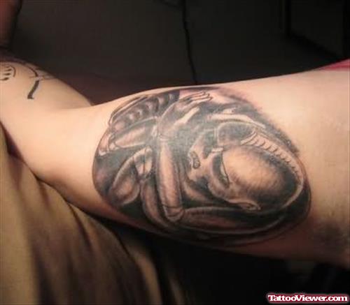 Alien Tattoo On Shoulder