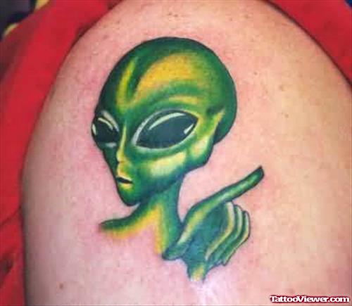 Green eerie - Alien Tattoo