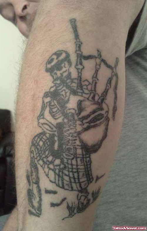 Alien Piper Tattoo