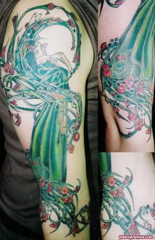 Green Vine ALien Tattoo