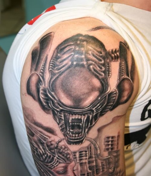 Alien Tattoo On Muscles