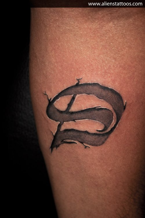 Ambigram Letter D Tattoo