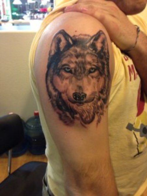 Right Shoulder Wolf Head Animal Tattoo