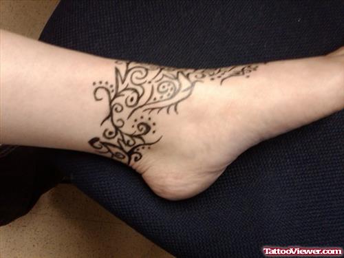 Tribal Swirl Ankleband Tattoo Design