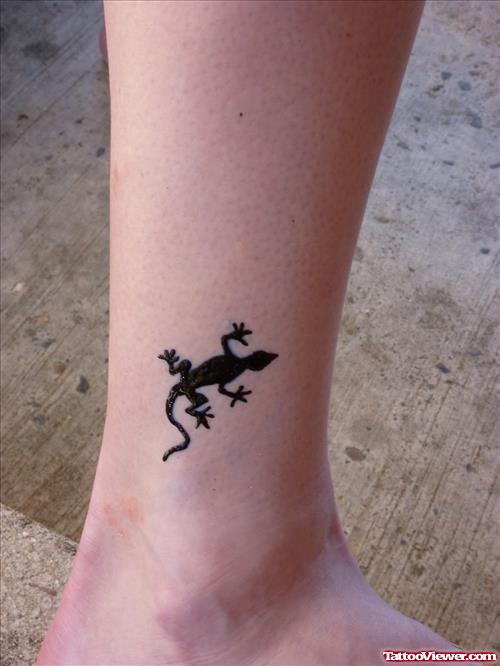Black Lizard Ankle Tattoo