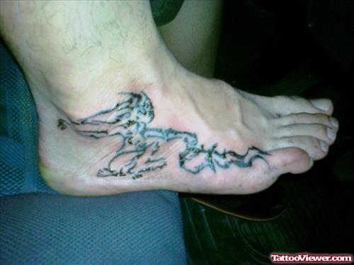 Aquarius Tattoo On Right Foot