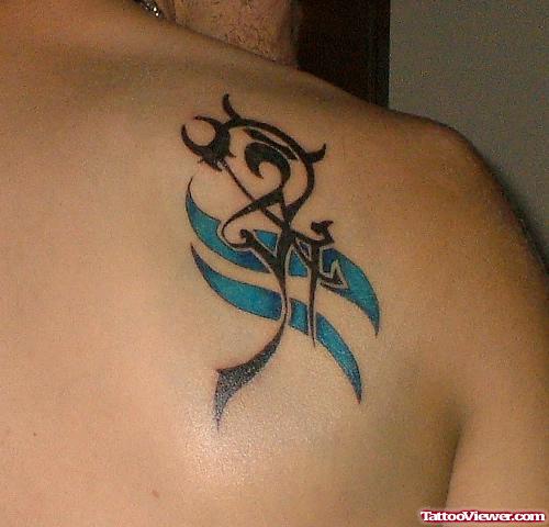 Right Back Shoulder Aquarius Tattoo For Girls