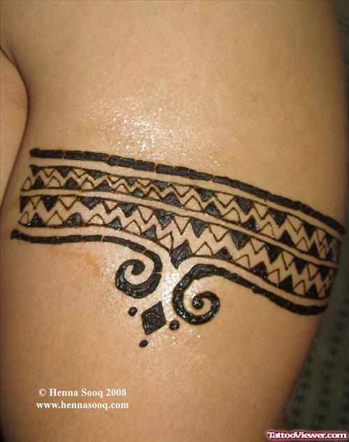 Black Ink Armband Tattoo On Bicep