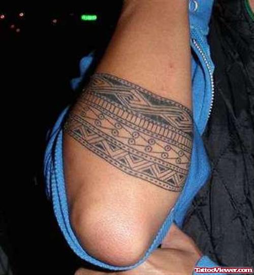 Polynesian Armband Tattoo On Right Arm