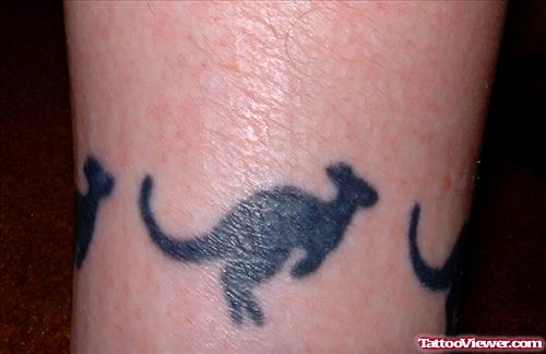 Kangaroo Silhouettes Armband Tattoo
