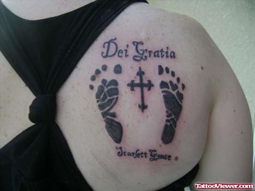 Baby Footprints Tattoos On Right Back Shoulder