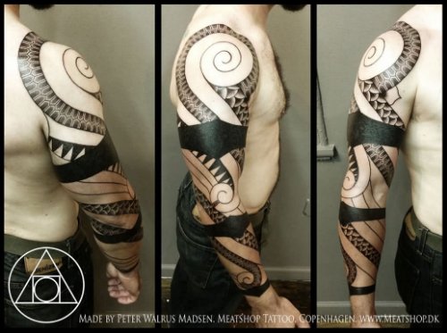 Man Right Sleeve ArmBand Tattoo