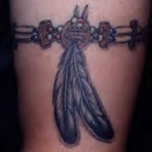 Native Feathers Armband Tattoo