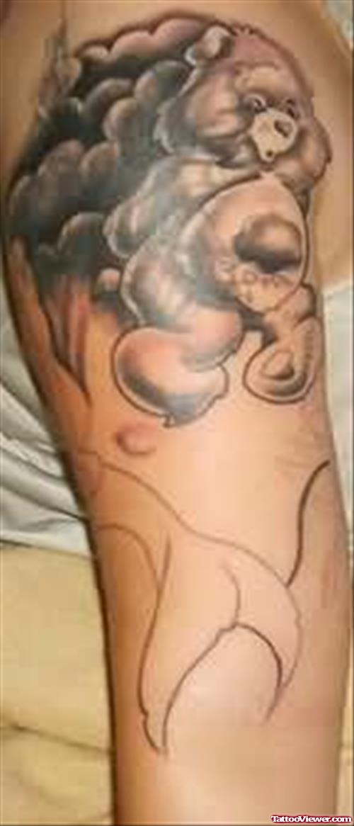 Amazing Bear Tattoo On Bicep
