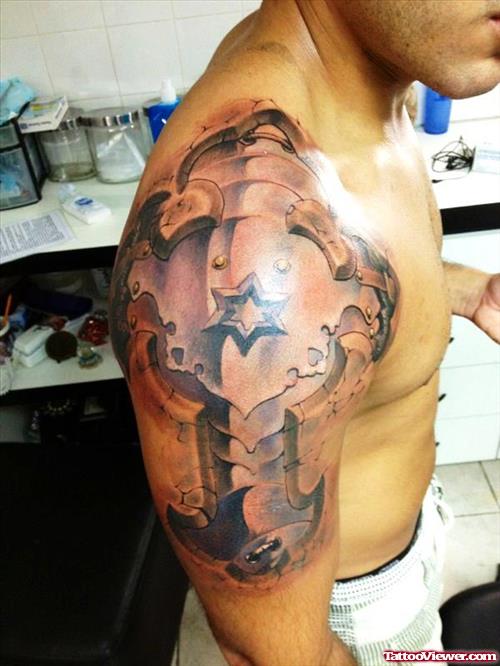 Grey Ink 3D Biomechanical Tattoo On Right Shoulder