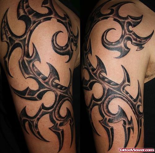 Amazing Grey Ink Biomechanical Tattoo On Right Half Sleeve