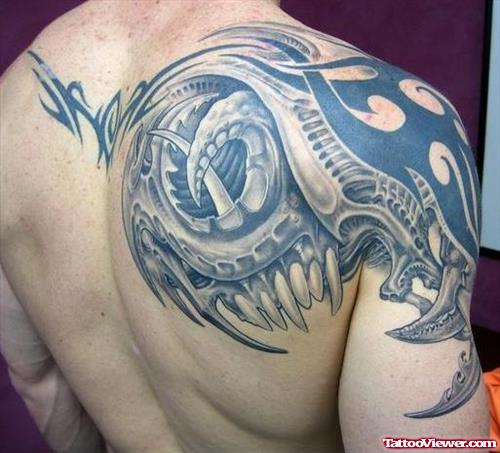 Amazing Biomechanical Tattoo On Back And Shoulder