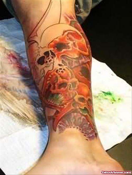 Terrific Biomechanical Tattoo On leg