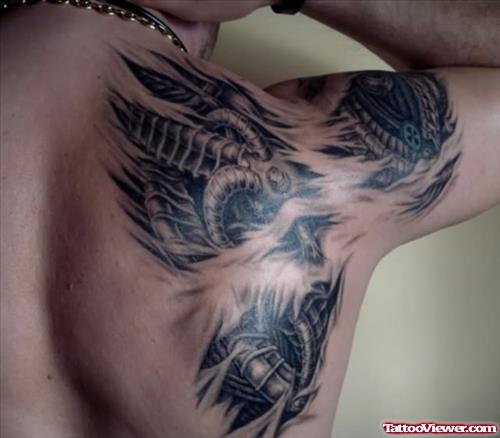Biomechanical Tattoo On Back & Shoulder