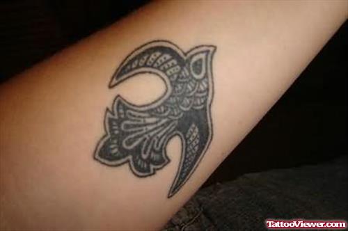 Trendy Bird Tattoo On Arm