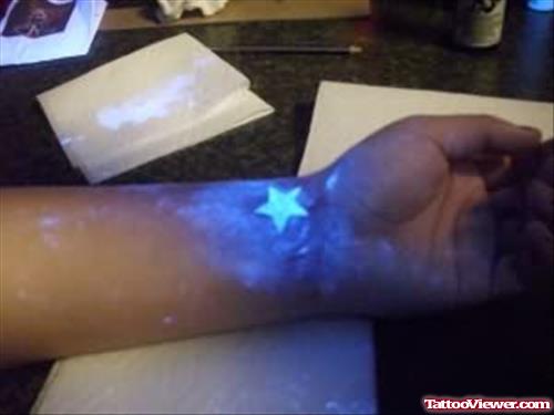UV Star On Wrist