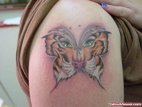 Tiger Head Butterfly Tattoo On Girl Right Shoulder