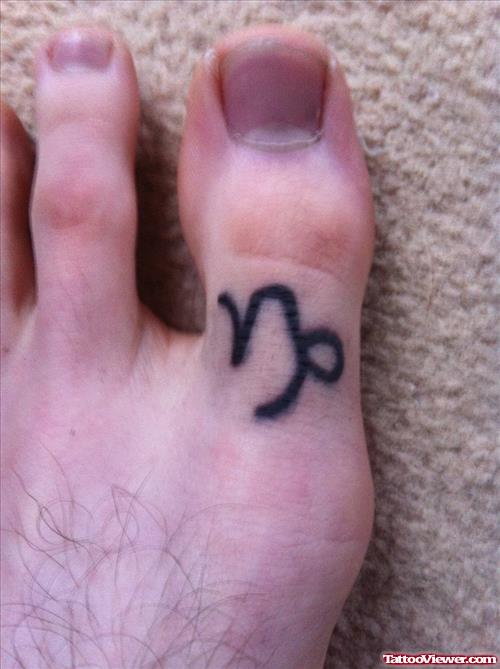 Capricorn Star Sign Tattoo On Toe
