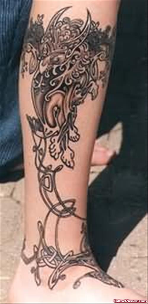 Terrific Celtic Tattoo On Leg