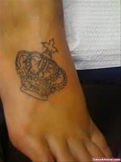 Crown Tattoo On foot
