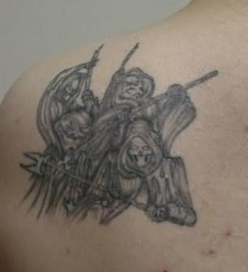 Elegant Death Tattoo On Back Shoulder