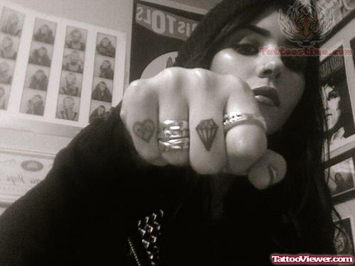 Heart And Diamond Tattoo On Fingers