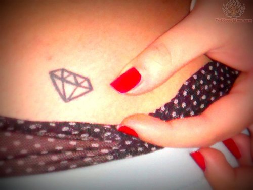 Tattoo Of Tiny Diamond