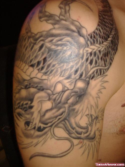 Dragon Tattoo On Rigth Shoulder