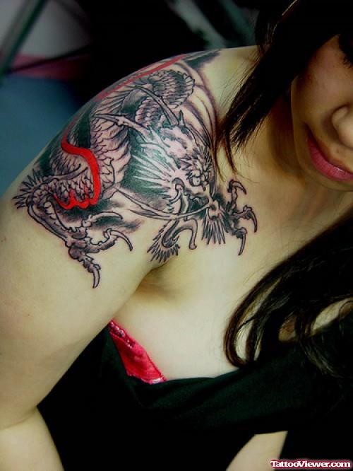 Grey Ink Chinese Dragon Tattoo On Girl Right Shoulder