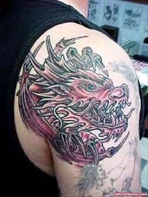 Elegant Dragon Tattoo On Back Shoulder