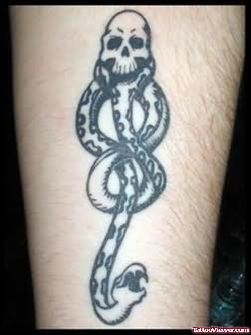 Extreme Snake Tattoo On Arm