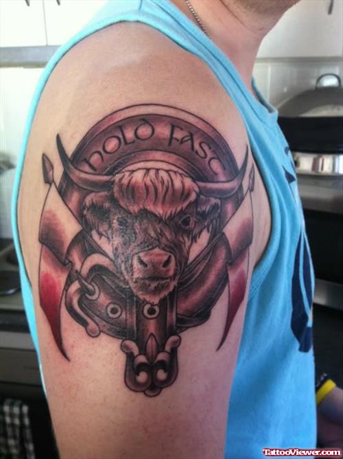 Family Crest Tattoo On Man Right SHoulder
