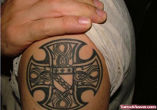 Cool Family Crest Tattoo On Left Shoulder