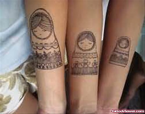 Family Fashoin Tattoo On Arm