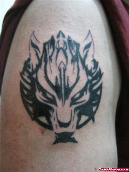 Tribal Fantasy Tattoo On Shoulder