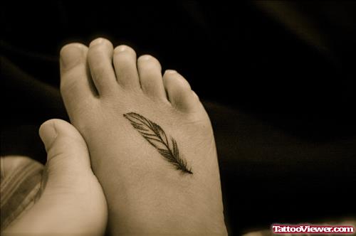Fantastic Feather Tattoo On Right Foot