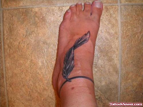 Feather Ankleband Tattoo