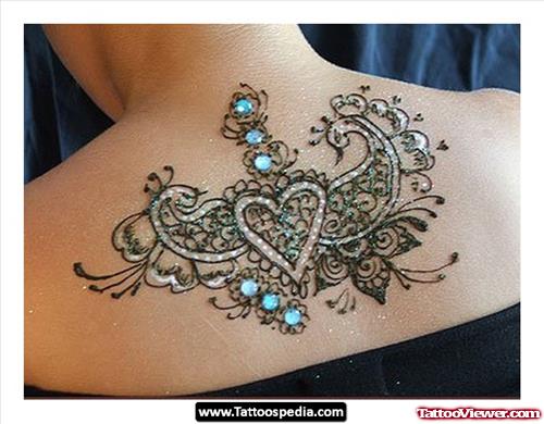 Henna Feminine Tattoo On Upperback