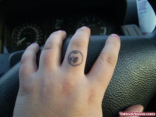 Finger Tattoo For Girls