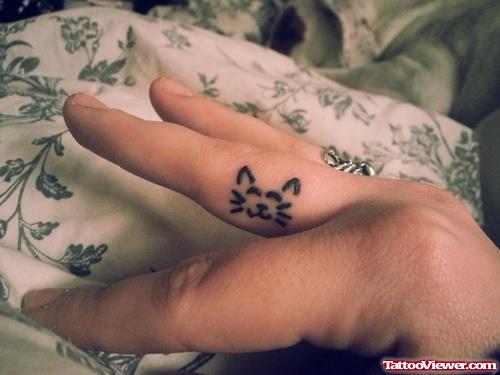 Black Ink Cat Head Finger Tattoo