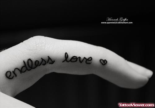 Awesome Endless Love Finger Tattoo