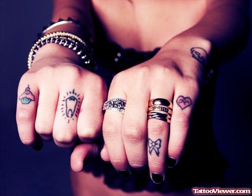 Amazing Finger Tattoos For Girls