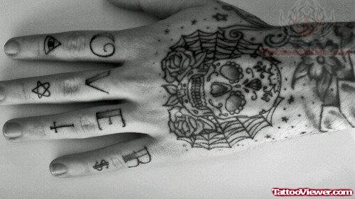 Sugar Skull And Love Tattoo on Fingers
